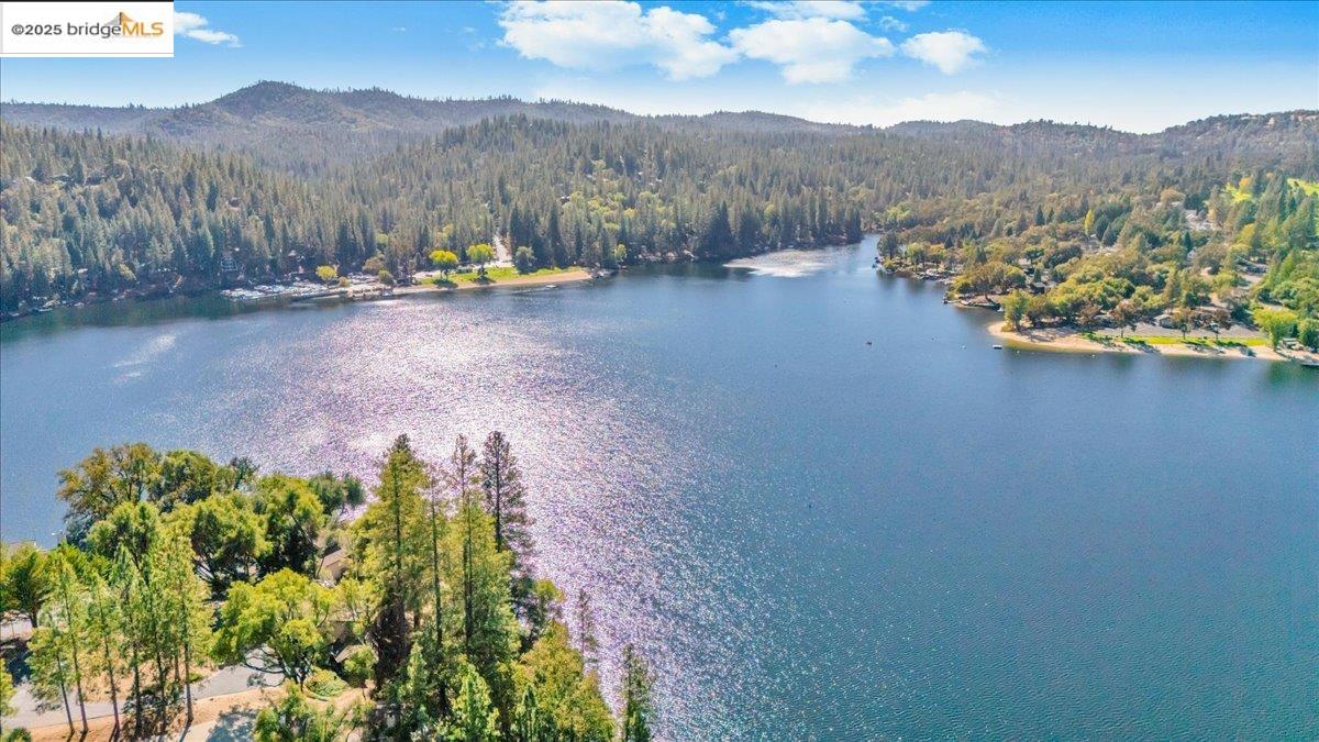 20275 Ferret Court Groveland, CA 95321 - Photo 1 of 9 a view of a town with mountain view