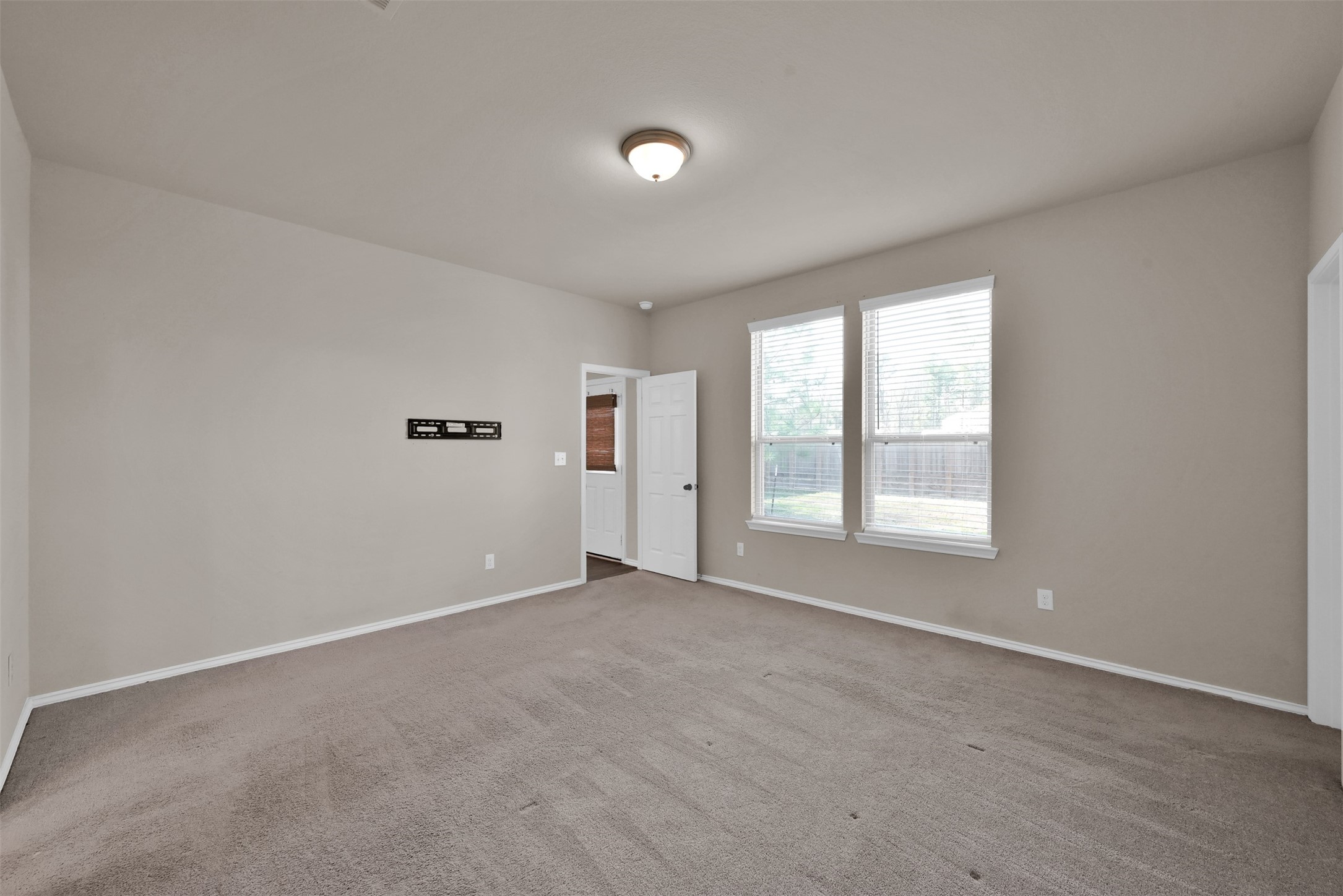 4340 South Amber Ruse Court Conroe, TX 77304 - Photo 21 of 36