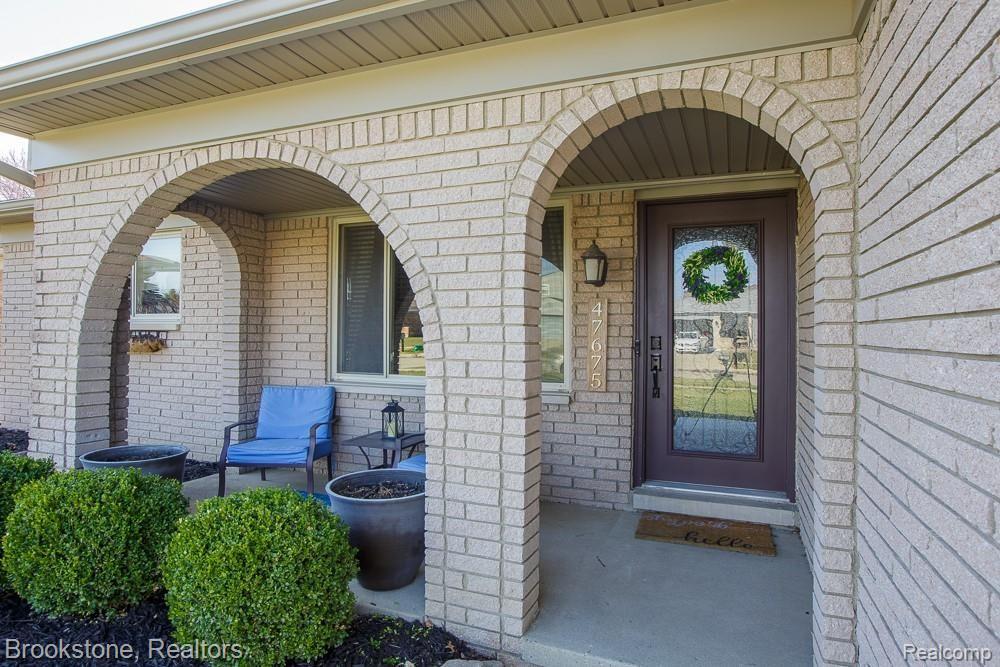 47675 Chrys Road Macomb, MI 48044 - Photo 4 of 38 Chrys_04.JPG