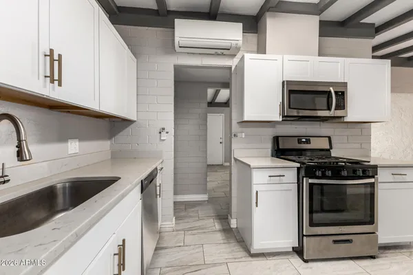 $405,000 | 1439 East Hatcher Road, Phoenix, AZ 85020