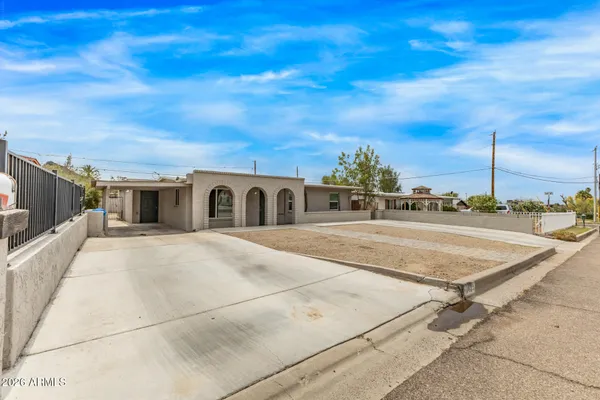 $405,000 | 1439 East Hatcher Road, Phoenix, AZ 85020