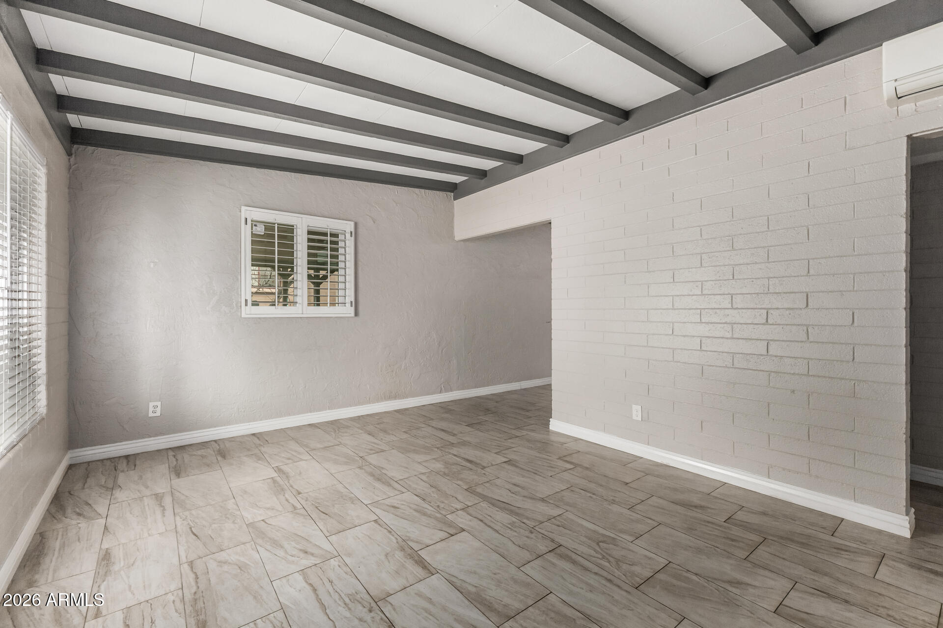 1439 East Hatcher Road Phoenix, AZ 85020 - Photo 7 of 40 07 Hatcher