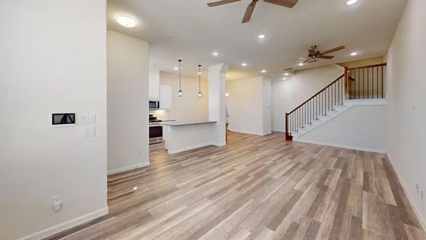 $2,575 | 16164 Doe Lk Drive, Frisco, TX 75033