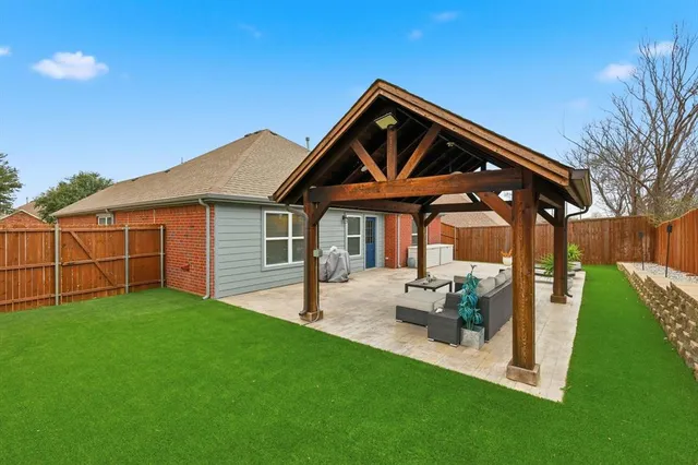 $375,000 | 3901 San Lorenzo Drive, Denton, TX 76210