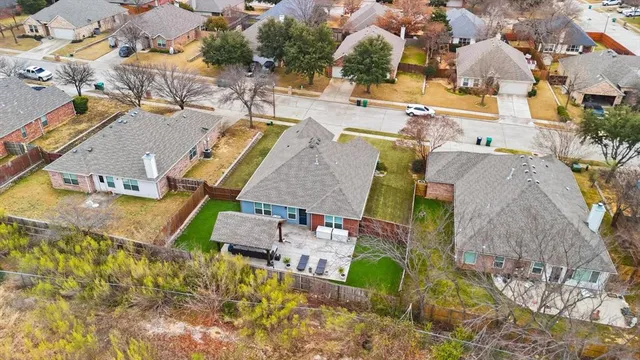$375,000 | 3901 San Lorenzo Drive, Denton, TX 76210