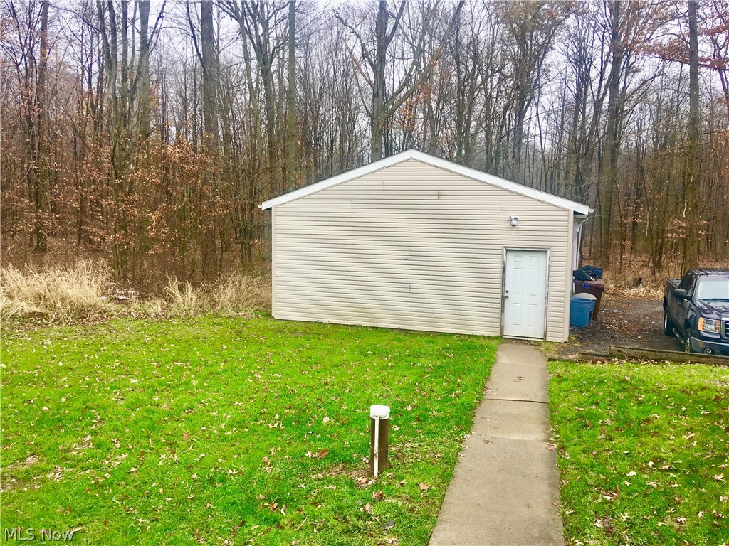 1796 Hewitt Gifford Road Southwest Warren, OH 44481 - Photo 23 of 28