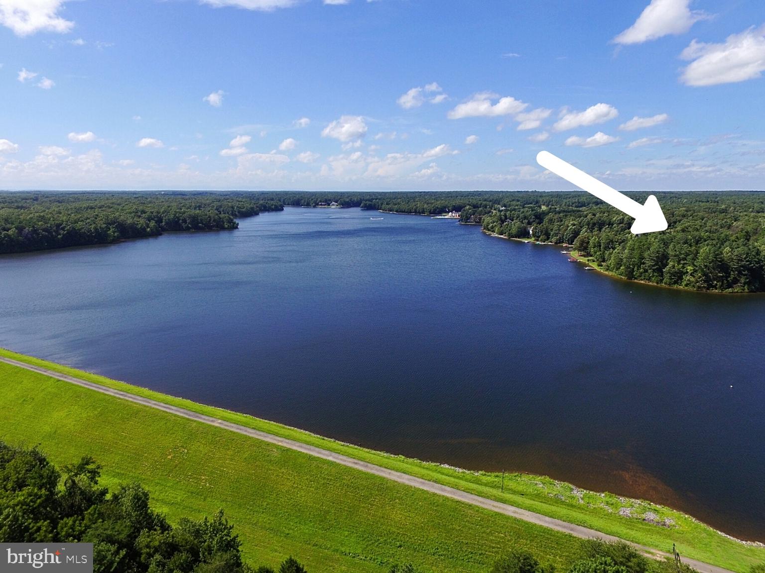 Field Circle Spotsylvania, VA 22551 - Photo 2 of 40