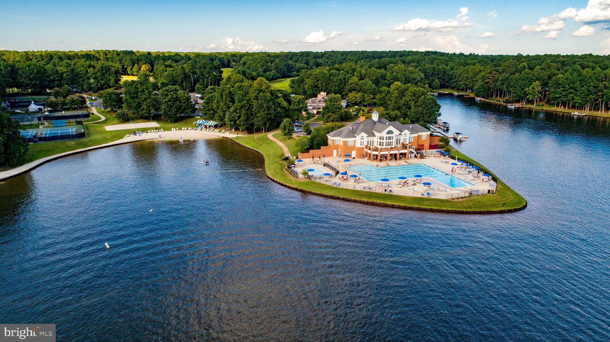 Field Circle Spotsylvania, VA 22551 - Photo 3 of 40