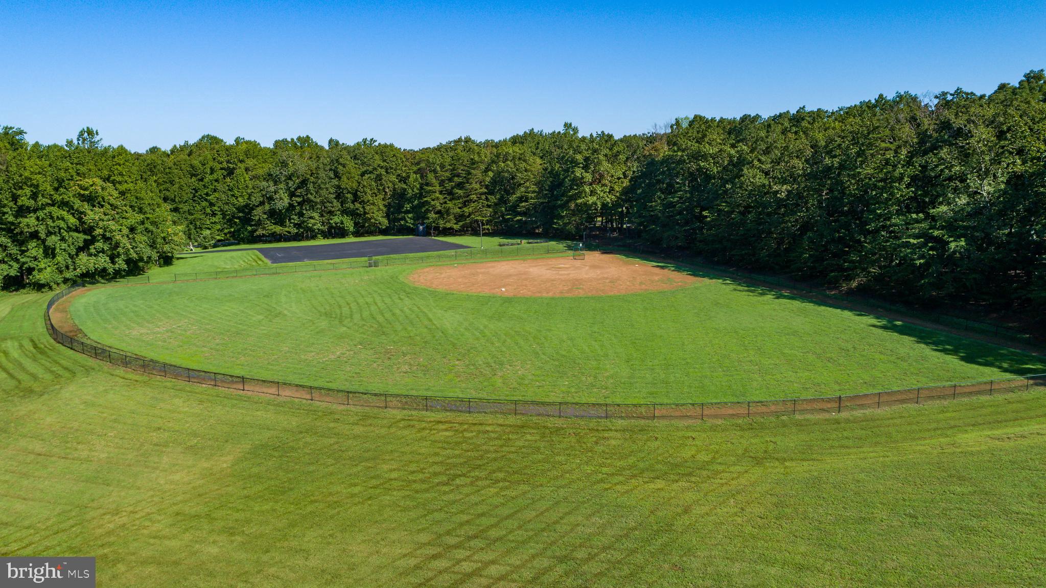 Field Circle Spotsylvania, VA 22551 - Photo 21 of 40