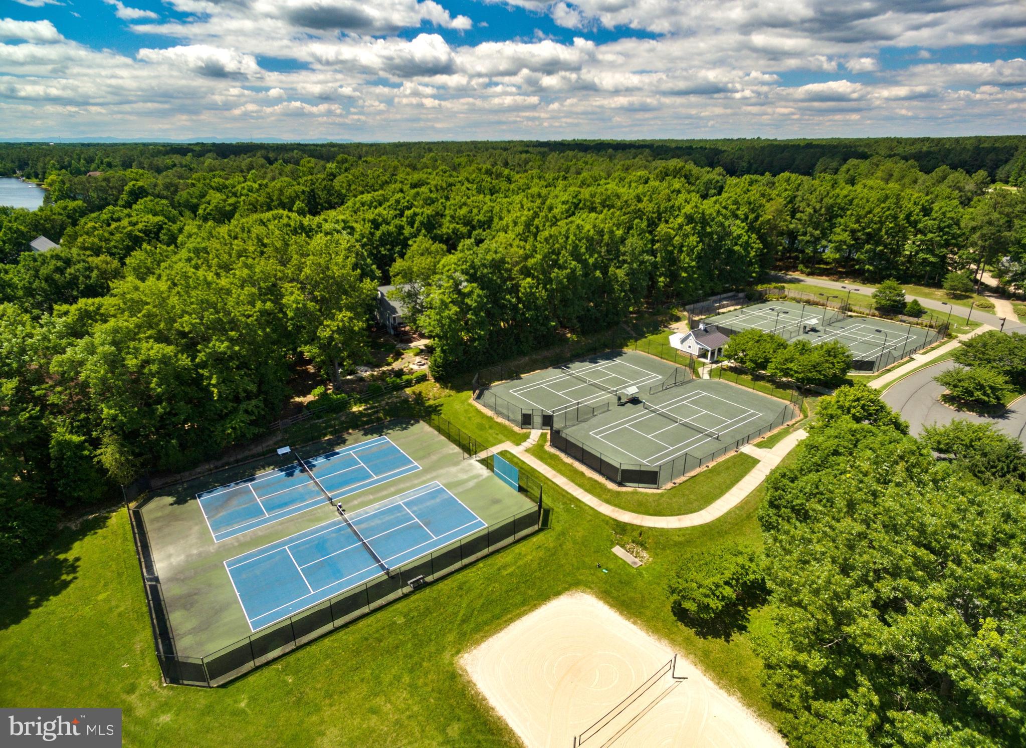 Field Circle Spotsylvania, VA 22551 - Photo 25 of 40