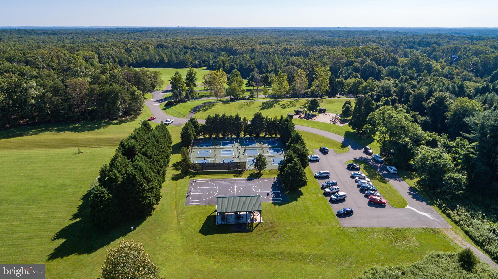 Field Circle Spotsylvania, VA 22551 - Photo 32 of 40