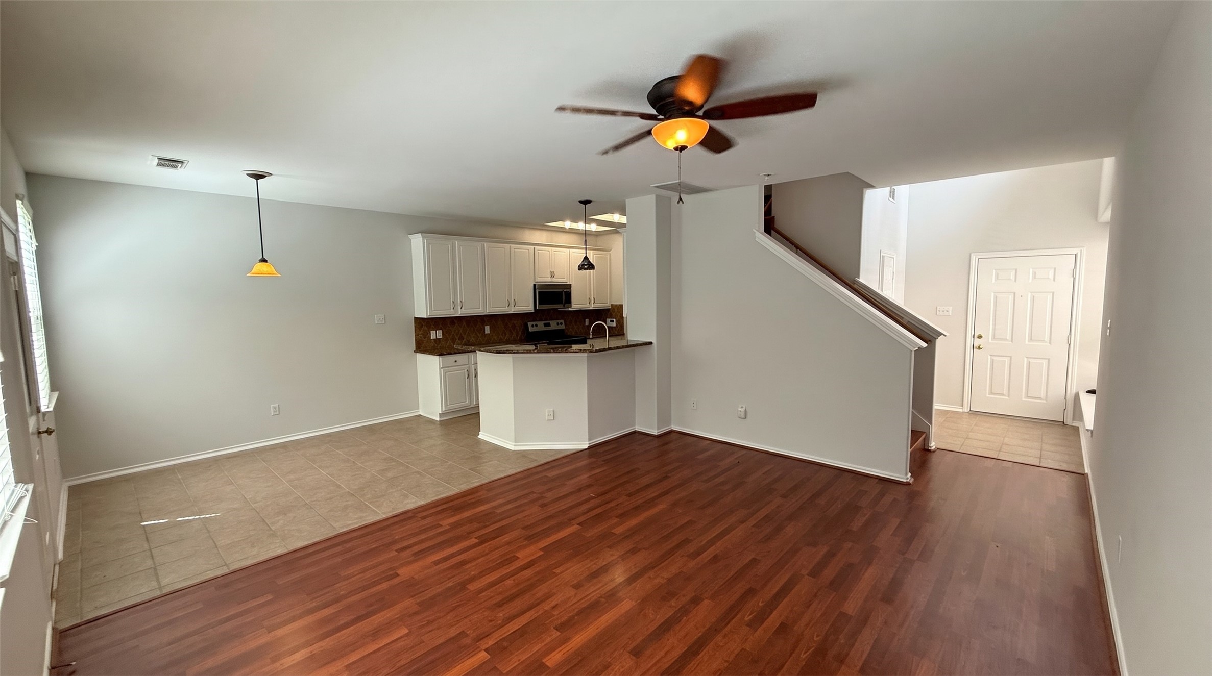 35 Ledgestone Place Spring, TX 77382 - Photo 7 of 31
