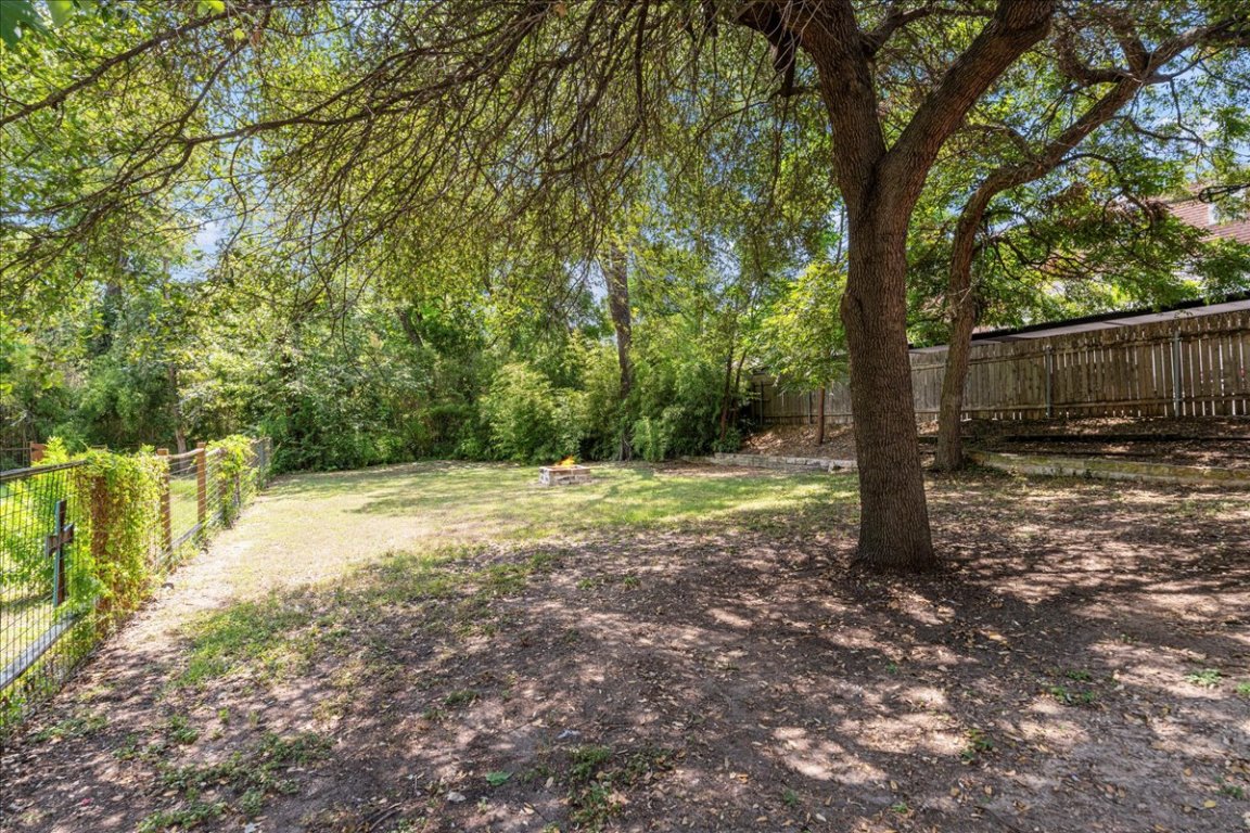 4313 Duval Street Austin, TX 78751 - Photo 33 of 40