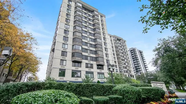 $320,000 | 316 Prospect Avenue, Unit 4E, Hackensack, NJ 07601