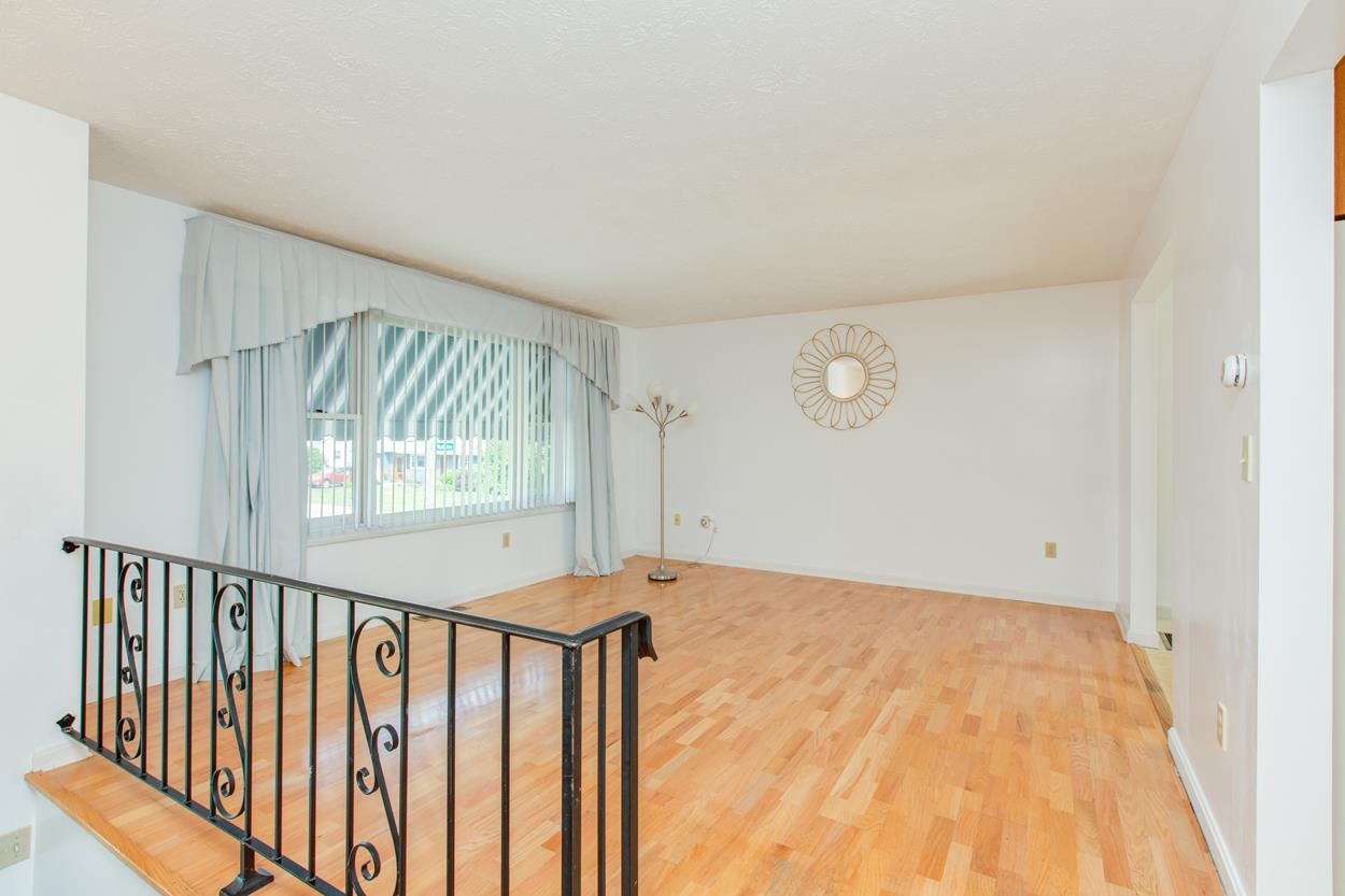 40 Ruth Avenue Manchester, NH 03109 - Photo 12 of 40