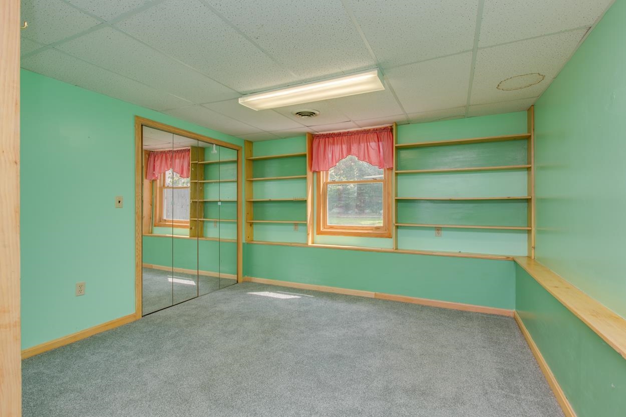 40 Ruth Avenue Manchester, NH 03109 - Photo 27 of 40