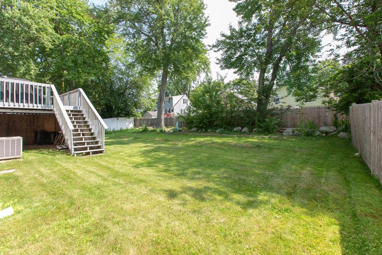 40 Ruth Avenue Manchester, NH 03109 - Photo 34 of 40
