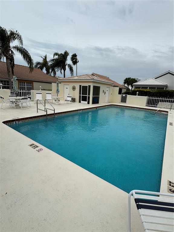 1332 Capri Isles Boulevard Venice, FL 34292 - Photo 29 of 30