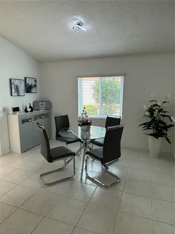 $4,500 | 1332 Capri Isles Boulevard, Venice, FL 34292