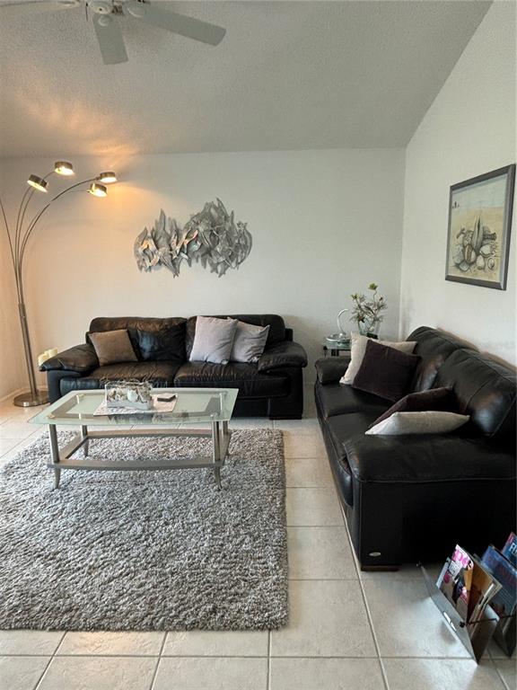 1332 Capri Isles Boulevard Venice, FL 34292 - Photo 8 of 30