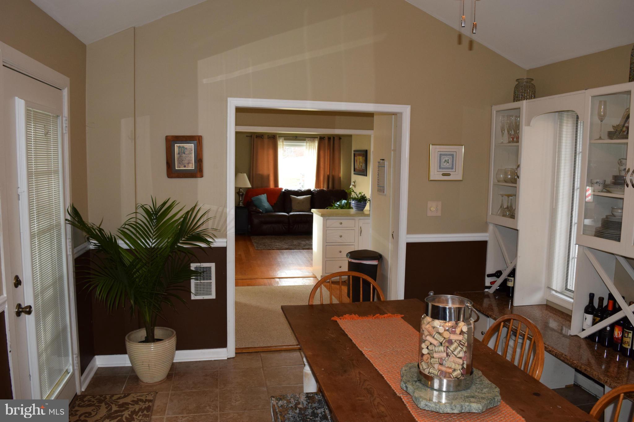 18818 Rolling Road Hagerstown, MD 21742 - Photo 9 of 23 Dining Room