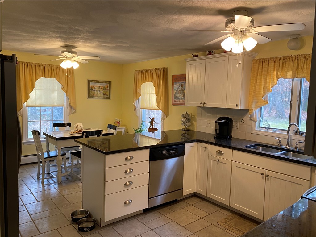 21 Widow Sweets Road Exeter, RI 02822 - Photo 7 of 50