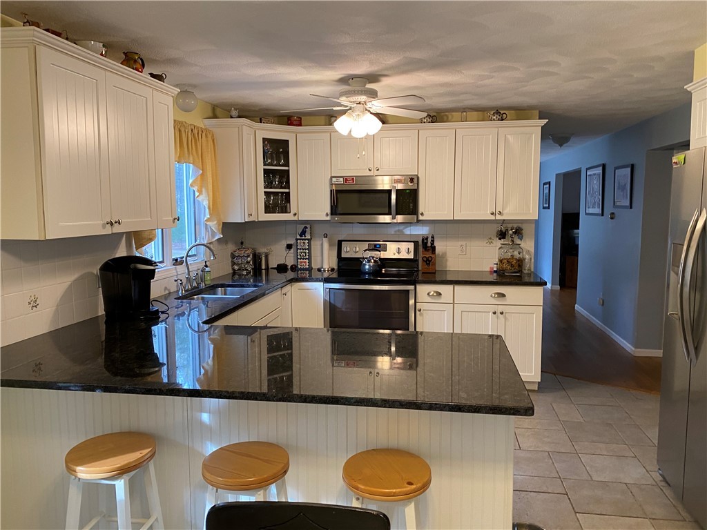 21 Widow Sweets Road Exeter, RI 02822 - Photo 8 of 50