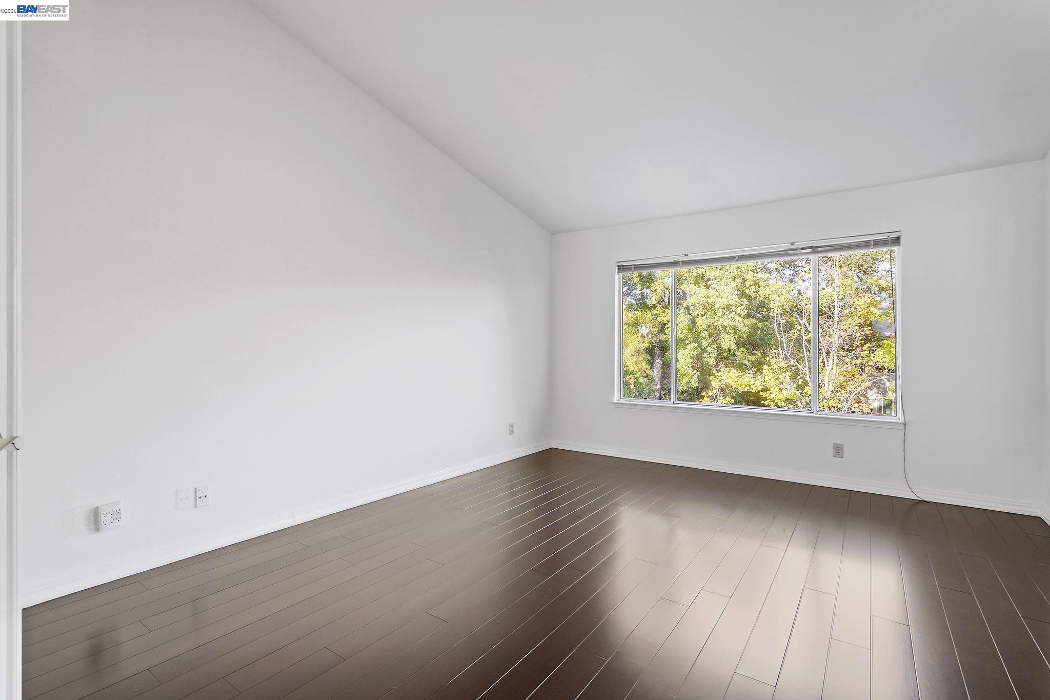 493 South Clovercrest Lane San Ramon, CA 94582 - Photo 10 of 22