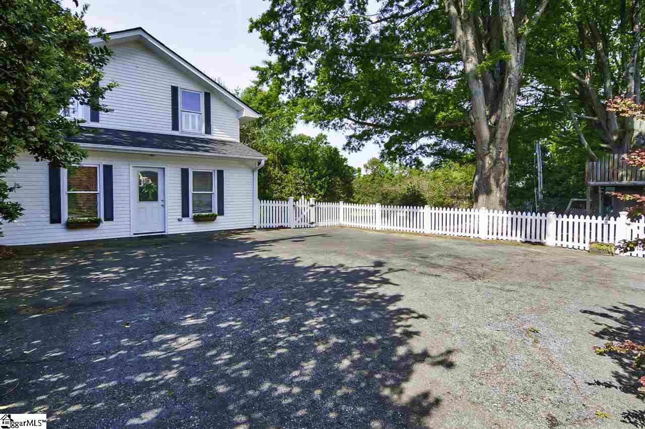 709 North Main Street Fountain Inn, SC 29644 - Photo 25 of 36