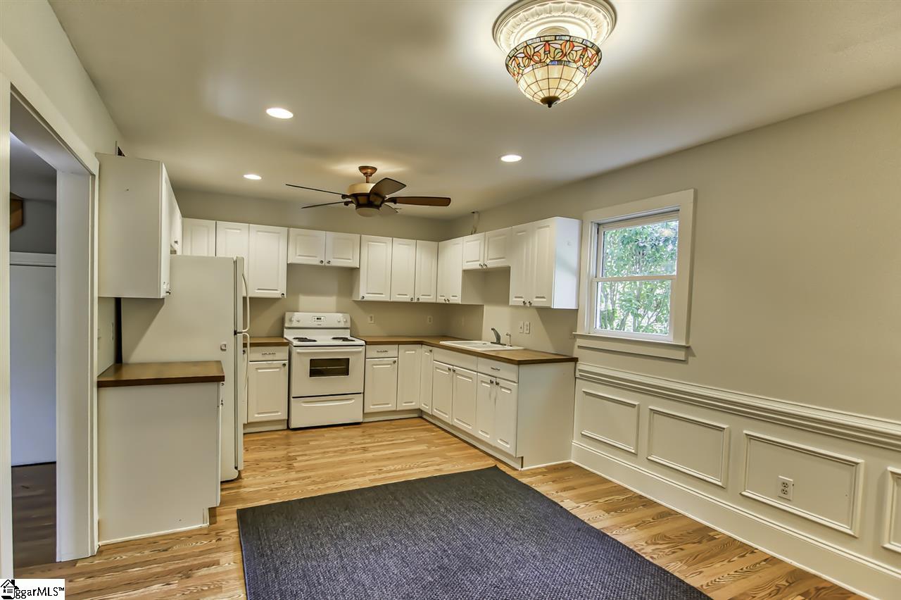 709 North Main Street Fountain Inn, SC 29644 - Photo 26 of 36