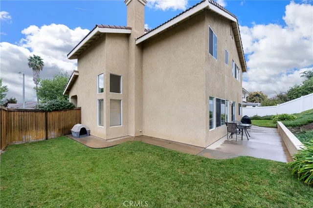 $889,900 | 1240 Nina Lane, Corona, CA 92882