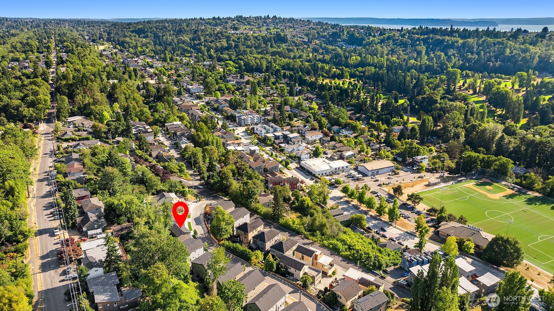 4570 22nd Avenue Southwest Seattle, WA 98106 - Photo 35 of 36