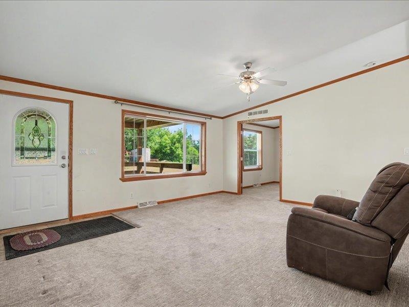 874 Rock Cut Road Hazel Green, WI 53811 - Photo 5 of 36