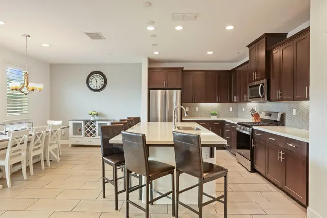 $799,900 | 17234 Hidden Pond Place, Lathrop, CA 95330