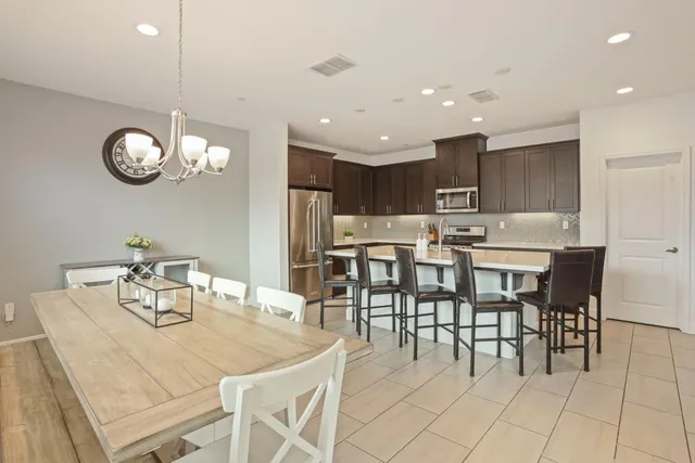 $799,900 | 17234 Hidden Pond Place, Lathrop, CA 95330