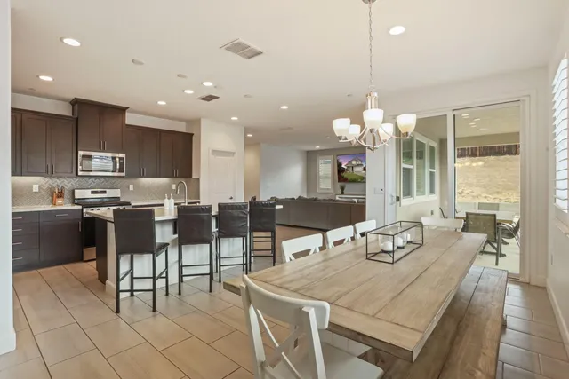 $799,900 | 17234 Hidden Pond Place, Lathrop, CA 95330