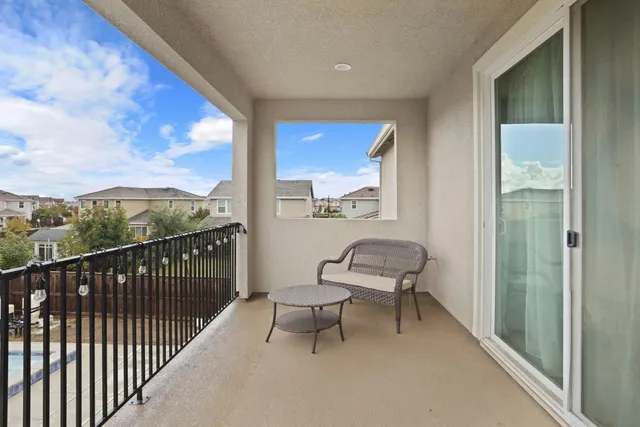 $799,900 | 17234 Hidden Pond Place, Lathrop, CA 95330