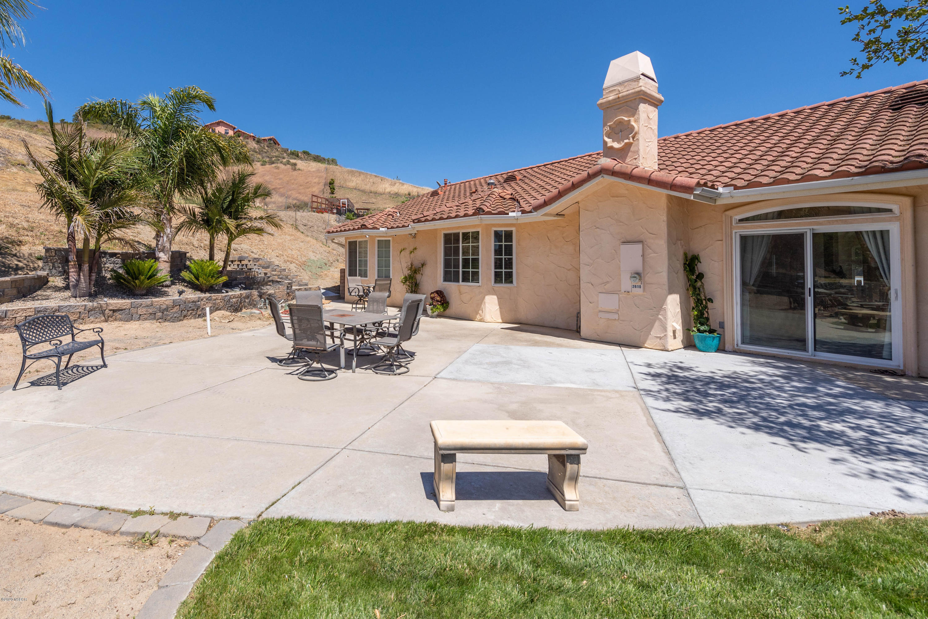 2610 Le Valley Road Lompoc, CA 93436 - Photo 21 of 36 a front view of a house with garden