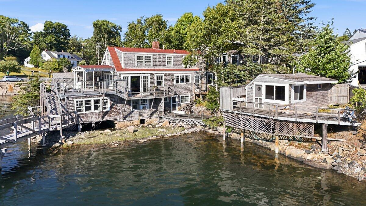 164 Clark Point Road Southwest Harbor, ME 04679 - Photo 9 of 77 164 Clark Point Rd. 19 of 107
