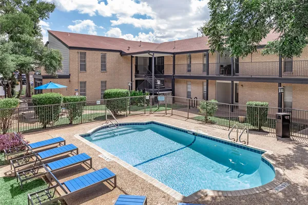 $769 | 6010 North Lamar Boulevard, Unit 219, Austin, TX 78752