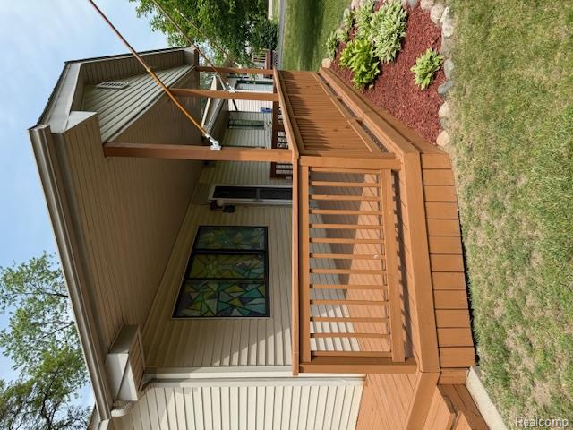 5496 Elizabeth Lake Road Waterford, MI 48327 - Photo 2 of 37 Gallery Image 2