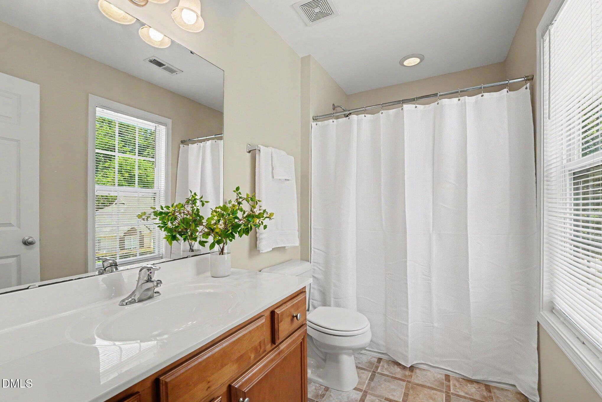 2719 Andover Glen Road Raleigh, NC 27604 - Photo 17 of 47 Primary bathroom
