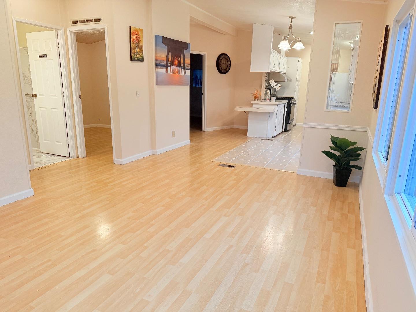 411 Lewis Road, Unit 335 San Jose, CA 95111 - Photo 6 of 27 a view of a living room