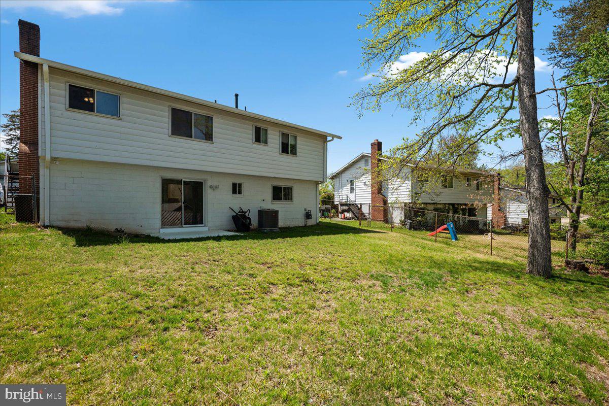 4227 Kinmount Road Lanham, MD 20706 - Photo 24 of 27 a front view of house with yard