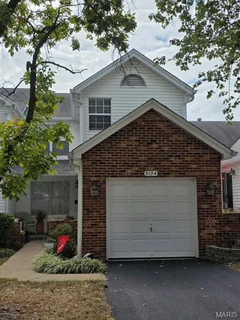 $260,000 | 3124 Autumn Shores Drive, Maryland Heights, MO 63043