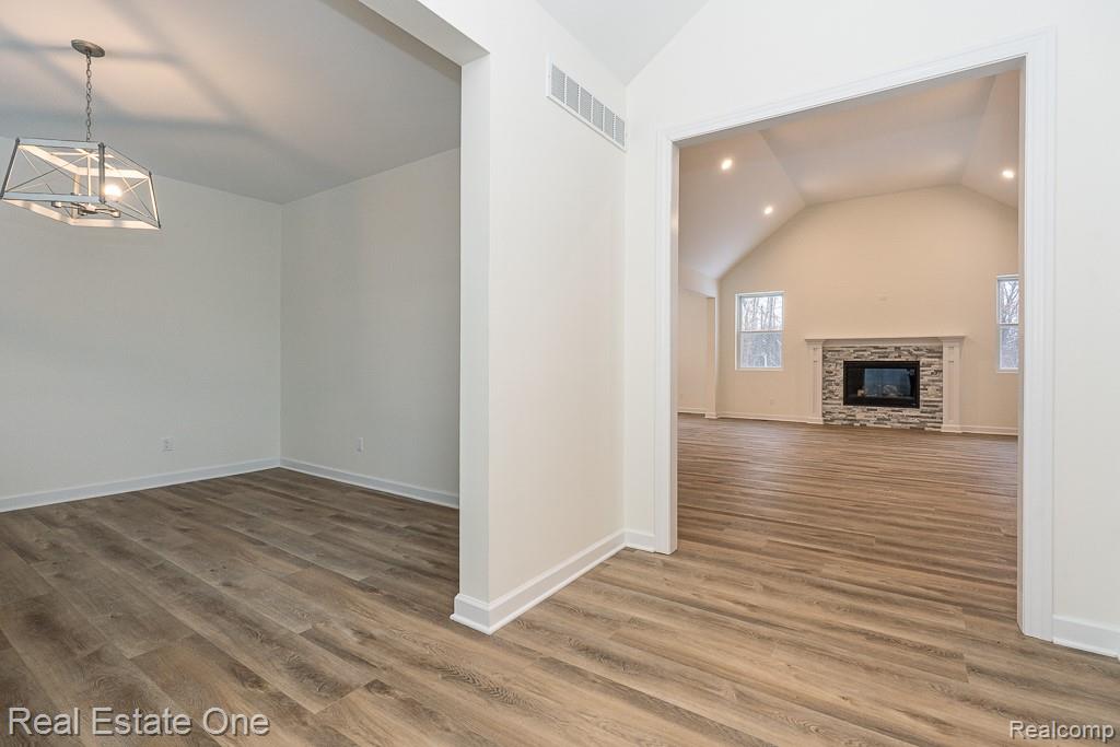 225 East Predmore Road Oakland, MI 48363 - Photo 8 of 64 Gallery Image 8