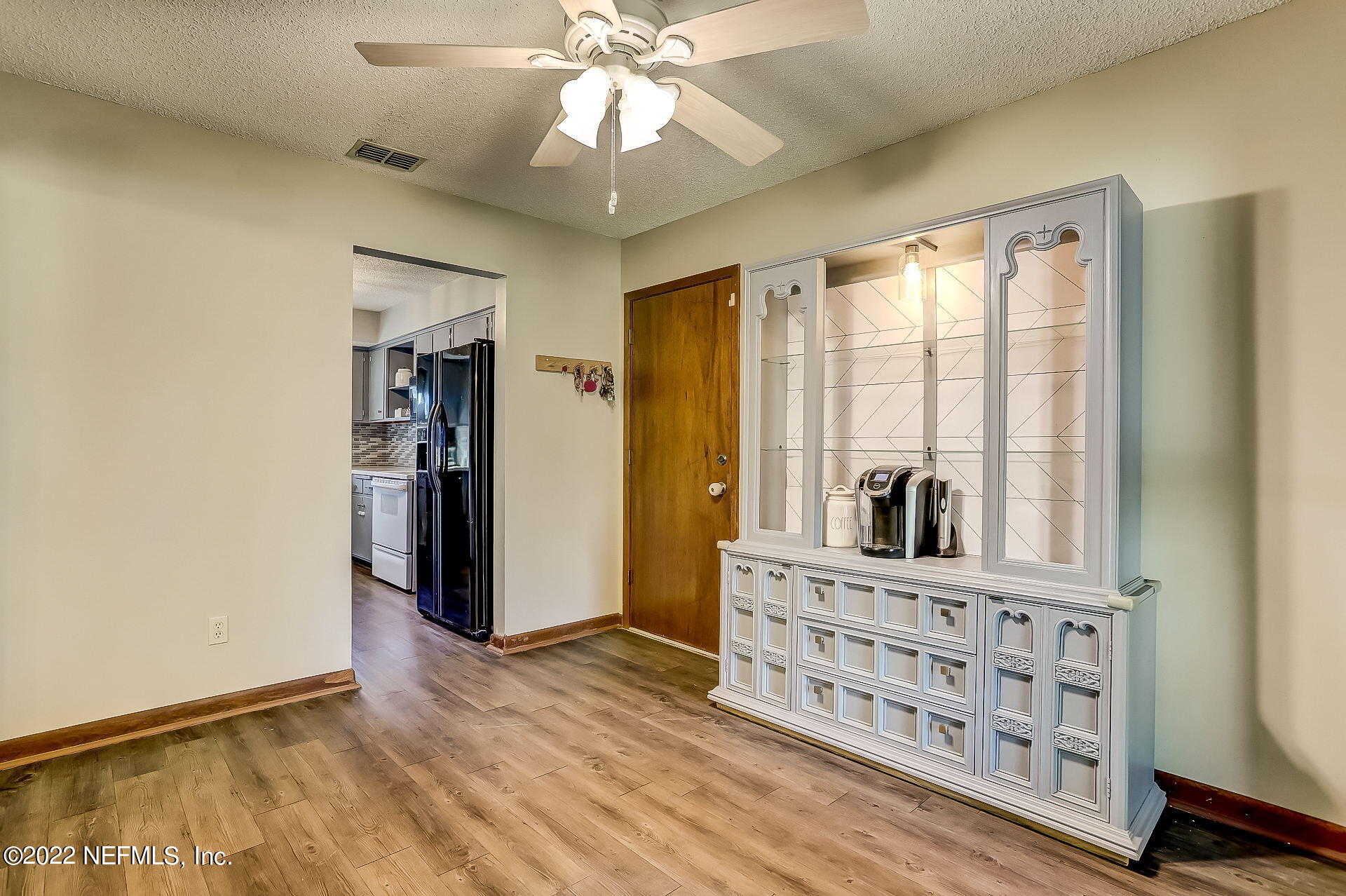 5255 Clarendon Road Jacksonville, FL 32205 - Photo 12 of 42 Dining Room towards kitchen