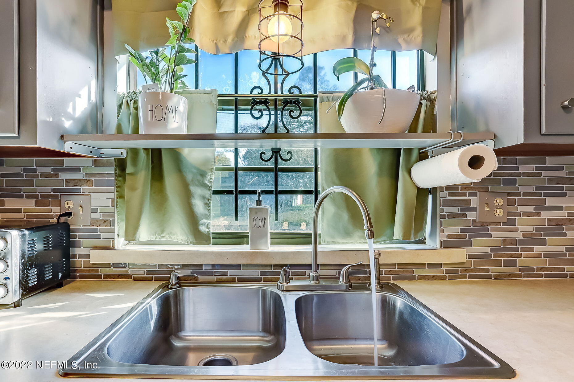 5255 Clarendon Road Jacksonville, FL 32205 - Photo 19 of 42 View from kitchen sink