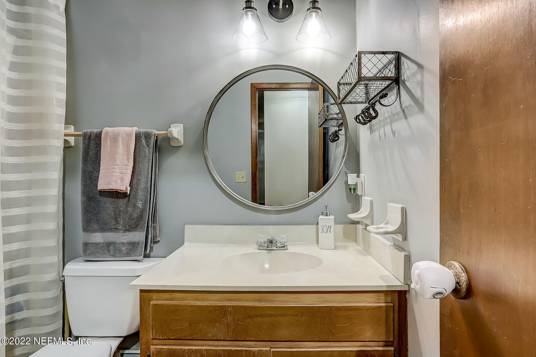 5255 Clarendon Road Jacksonville, FL 32205 - Photo 32 of 42 Guest bath