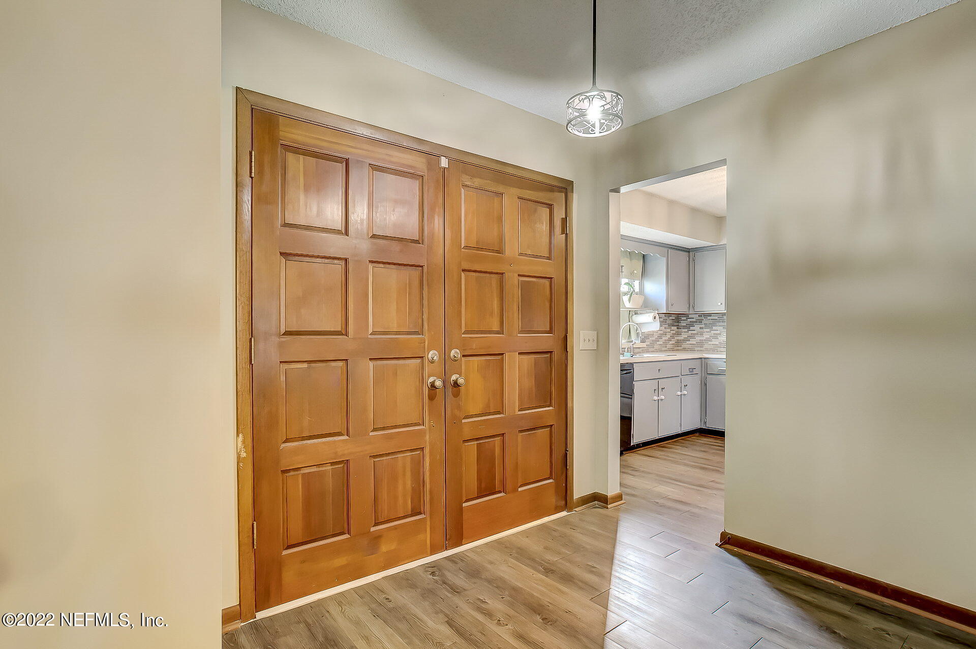 5255 Clarendon Road Jacksonville, FL 32205 - Photo 5 of 42 Entry Foyer